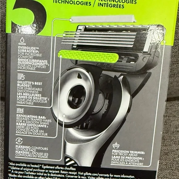 Gillette Labs Razor with Stand - Picture 2 of 2